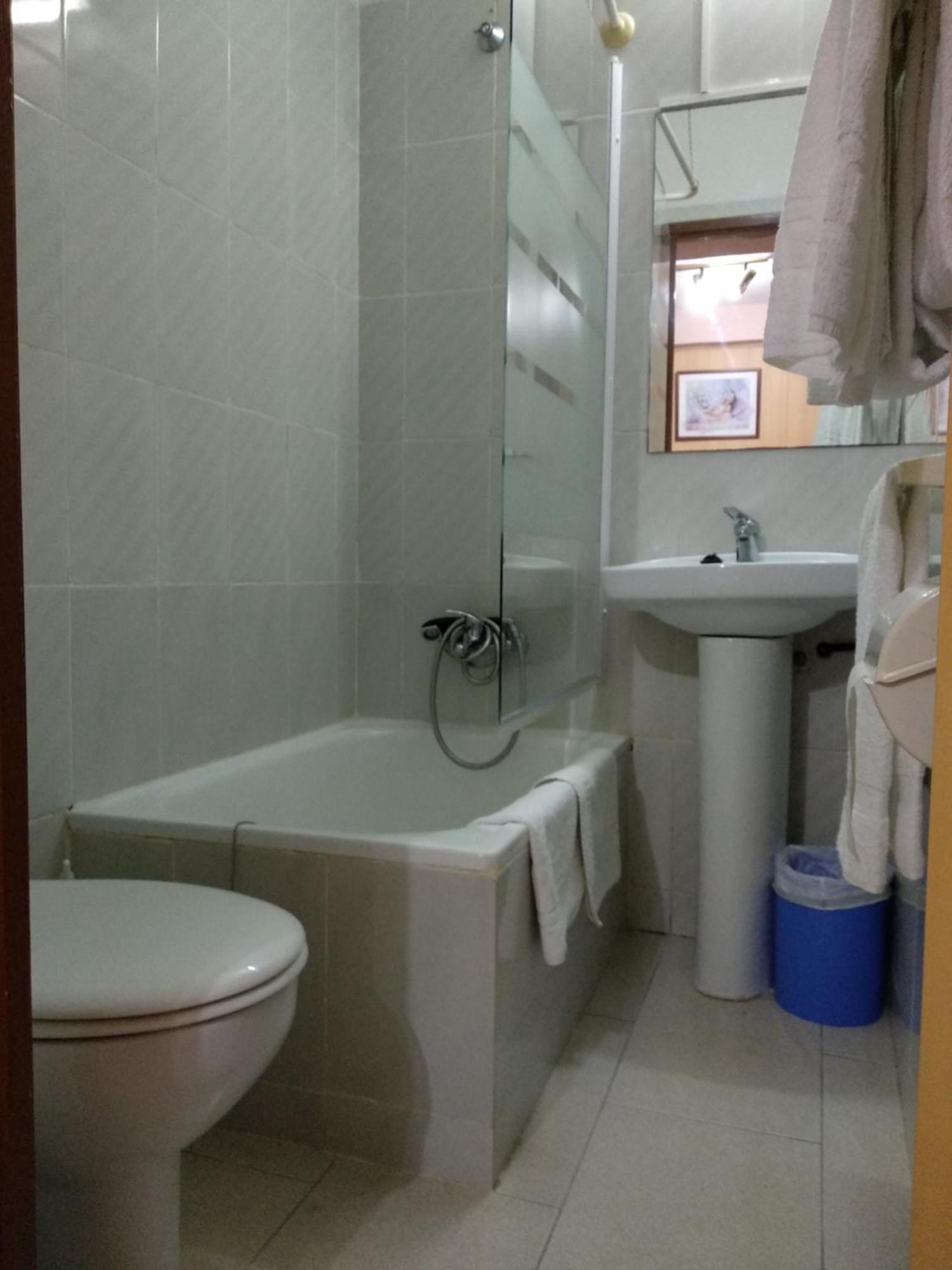 Pension Venecia Салоу Номер фото